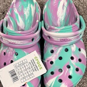 New,Marbled Crocs-Never worn